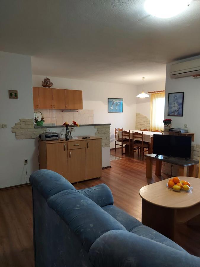 Apartmani Tatjana Okrug Gornji Zewnętrze zdjęcie
