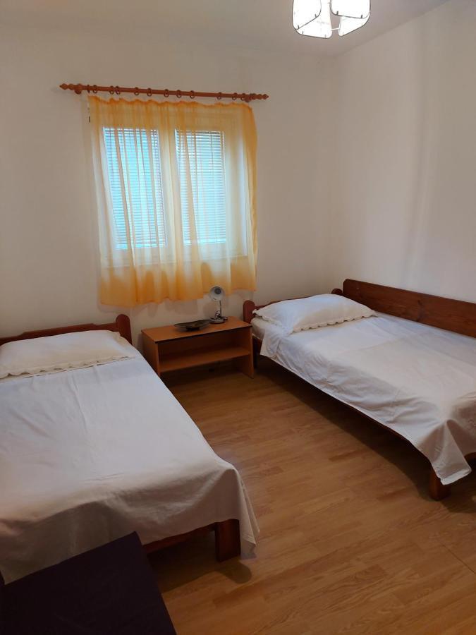 Apartmani Tatjana Okrug Gornji Zewnętrze zdjęcie
