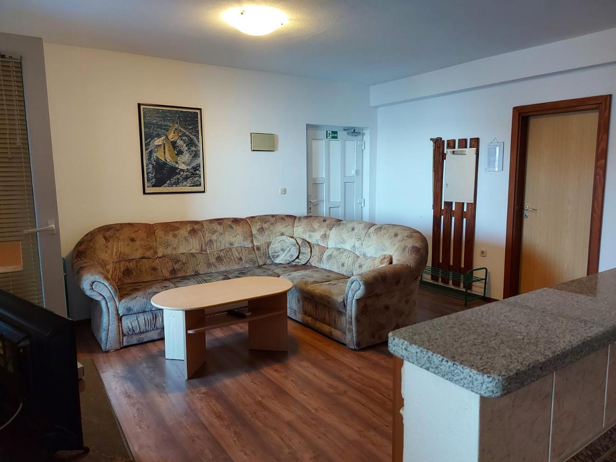 Apartmani Tatjana Okrug Gornji Zewnętrze zdjęcie